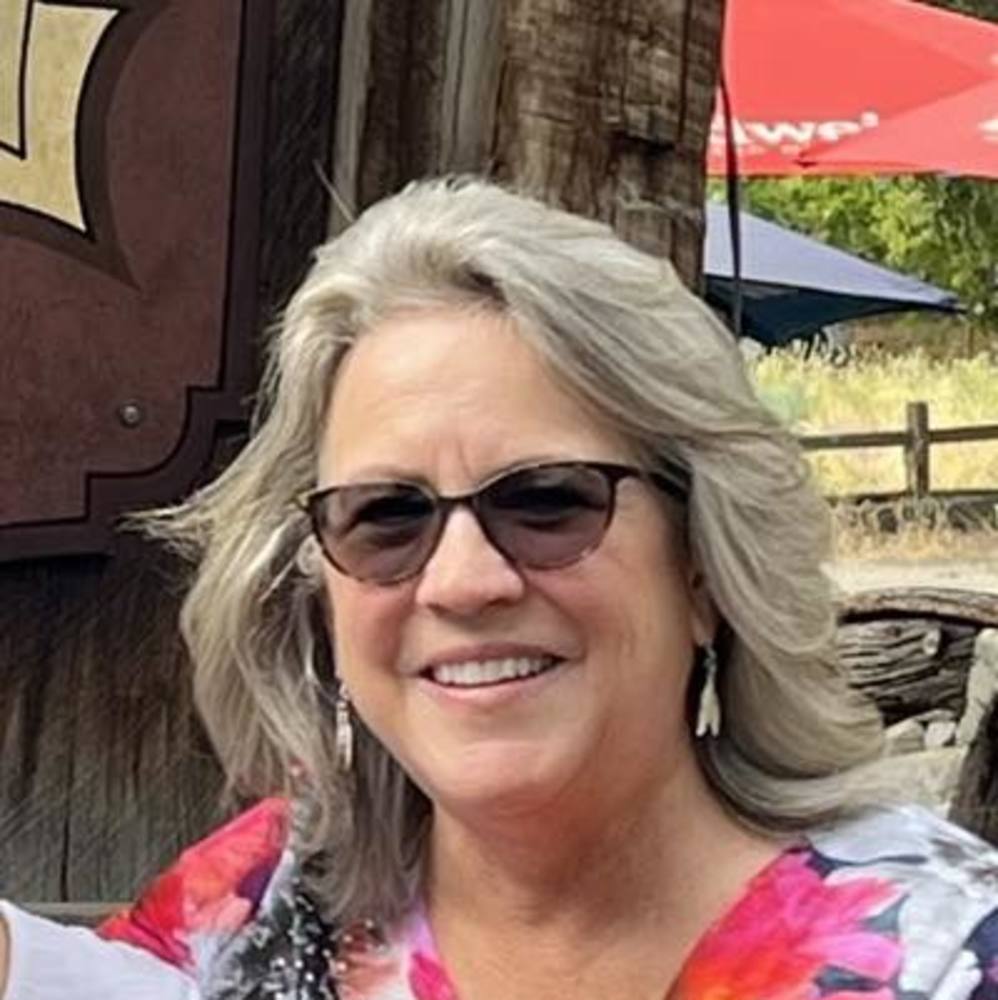 Meet your Posher, Peggy